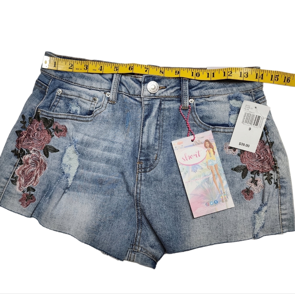 Almost Famous High Rise Destressed Shorts|Denim | Junior Women Size 9 - Picture 6 of 11
